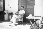 Thomas_Mann_in_Sanary-sur-Mer_1933